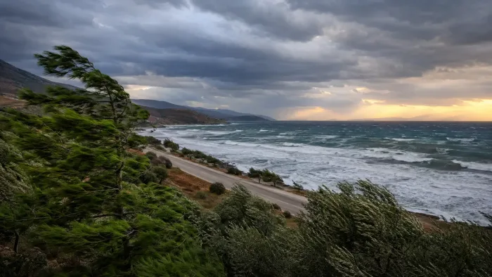 Türkiye Issues Strong-Wind and Aegean Storm Warnings for July 29